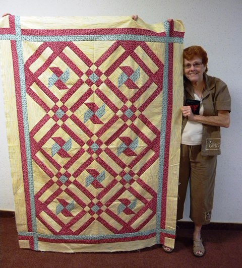 Earlene Maffioli - Mystery Quilt